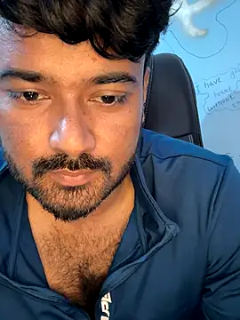 Snapshot of MeekBatgirl chatting on October 31, 7:42 am MeekBatgirl online show from October 31, 7:42 am