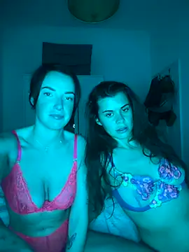 Snapshot of Remirosee chatting on October 21, 6:30 pm Remirosee online show from October 21, 6:30 pm