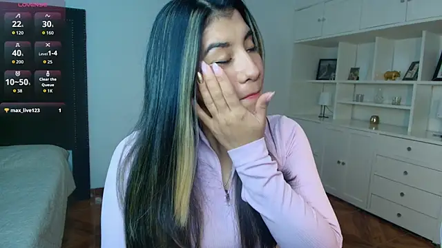 Snapshot of nina_moen chatting on December 5, 3:26 am nina moen online show from December 5, 3:26 am