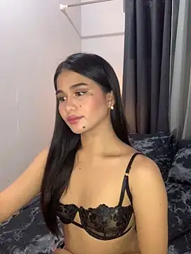 Snapshot of AngelHille chatting on September 25, 2:10 pm AngelHille online show from September 25, 2:10 pm