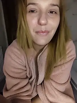 Sakura 2000 online show from February 6, 1:10 am