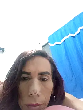 Snapshot of MissDiabla_ chatting on December 4, 5:17 am MissDiabla online show from December 4, 5:17 am