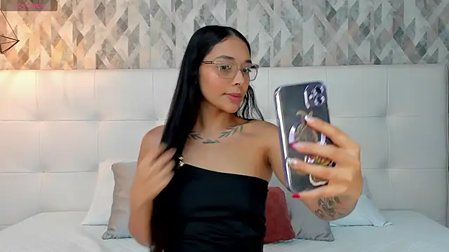 Roseaurora online show from July 24, 10:46 am