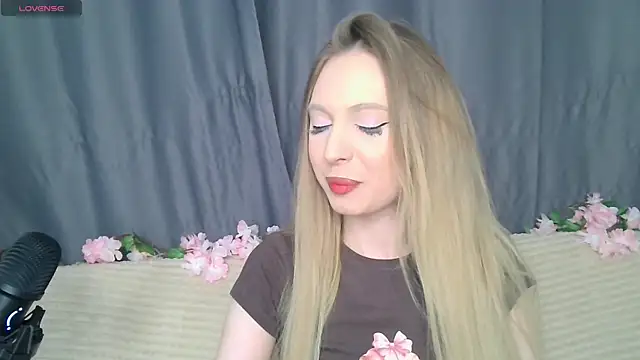 Snapshot of BabbbyFoxxx chatting on November 29, 2:58 am BabbbyFoxxx online show from November 29, 2:58 am