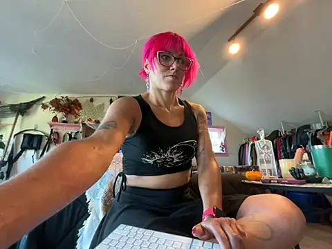 kinkycanner online show from October 21, 11:16 pm