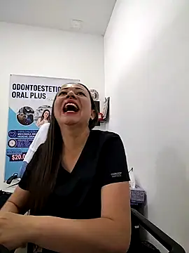 Madisson-04  online show from November 12, 3:34 pm