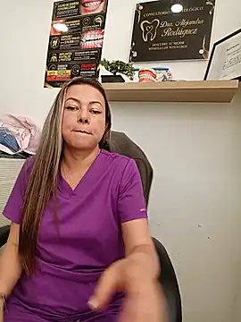 Snapshot of Madisson-04_ chatting on July 14, 3:29 pm Madisson-04 online show from July 14, 3:29 pm