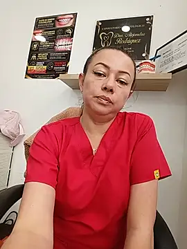 Snapshot of Madisson-04_ chatting on July 23, 1:31 pm Madisson-04 online show from July 23, 1:31 pm