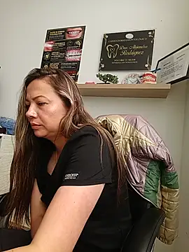 Snapshot of Madisson-04_ chatting on July 28, 2:46 pm Madisson-04 online show from July 28, 2:46 pm