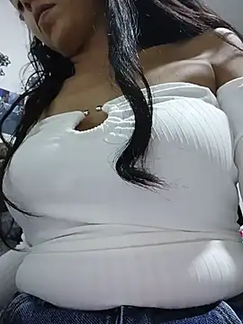 MiaForever1 online show from June 23, 11:25 pm
