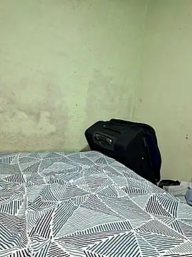 Snapshot of Cat_Hot_Party chatting on December 2, 3:56 am Cat Hot Party online show from December 2, 3:56 am