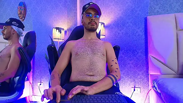 HairyDiamond  online show from September 20, 4:57 am