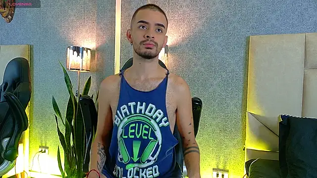 HairyDiamond  online show from September 25, 11:03 am