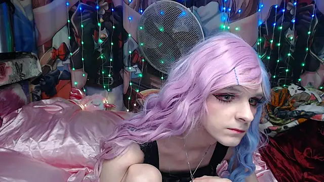 Snapshot of yutachka chatting on June 10, 10:19 pm yutachka online show from June 10, 10:19 pm
