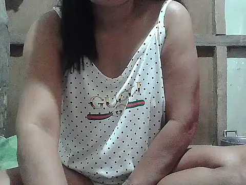 hotmama 063 online show from January 13, 8:47 pm