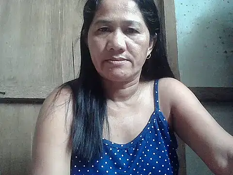 Snapshot of hotmama_063 chatting on July 10, 1:54 am hotmama 063 online show from July 10, 1:54 am
