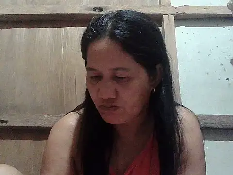 Snapshot of hotmama_063 chatting on July 21, 10:12 pm hotmama 063 online show from July 21, 10:12 pm