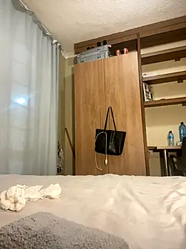 Moonzy77 online show from October 1, 6:03 pm