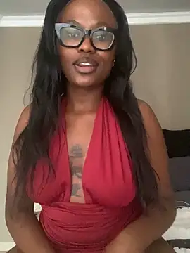 Moonzy77 online show from November 4, 1:10 pm