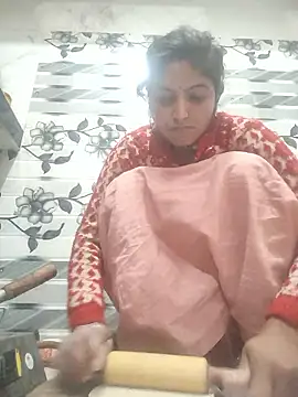 LUCKY cut online show from February 24, 3:26 am