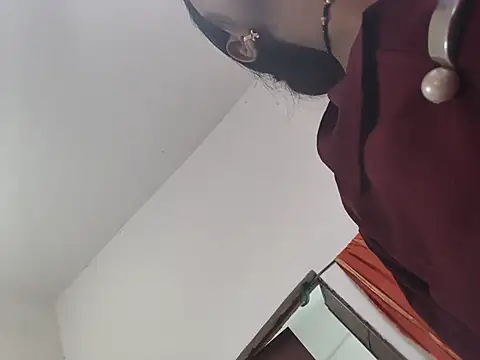 LUCKY cut online show from July 13, 1:30 am