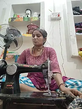 LUCKY cut online show from July 25, 4:37 pm