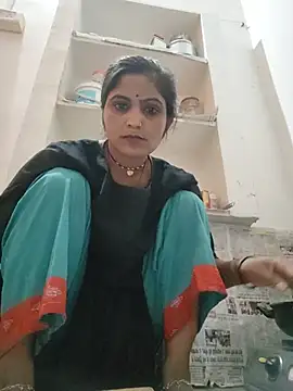 LUCKY cut online show from July 29, 2:04 pm