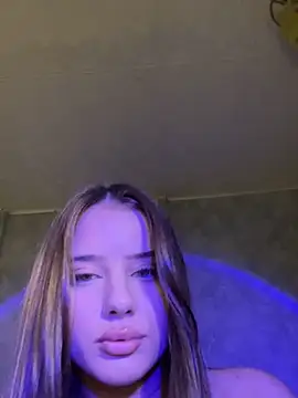 Snapshot of Immy_Megan chatting on September 12, 7:47 pm Immy Megan online show from September 12, 7:47 pm