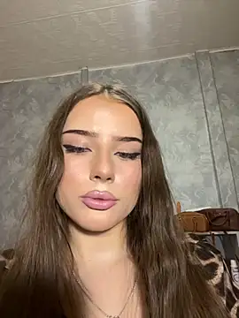 Snapshot of Immy_Megan chatting on October 15, 9:09 am Immy Megan online show from October 15, 9:09 am