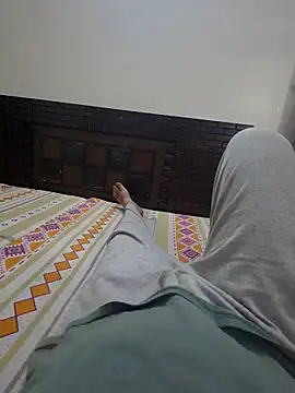 Snapshot of kkkk1882 chatting on November 11, 6:13 am kkkk1882 online show from November 11, 6:13 am