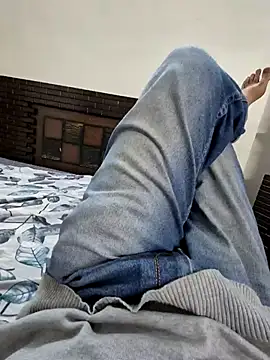 Snapshot of kkkk1882 chatting on November 30, 8:29 am kkkk1882 online show from November 30, 8:29 am