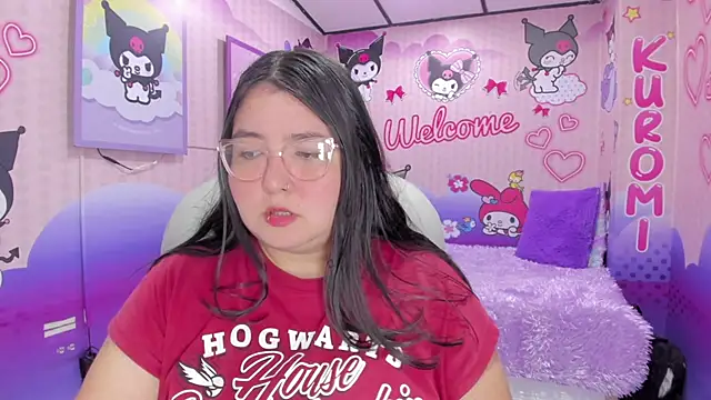 Snapshot of Dulce_meow chatting on July 4, 12:00 pm Dulce meow online show from July 4, 12:00 pm