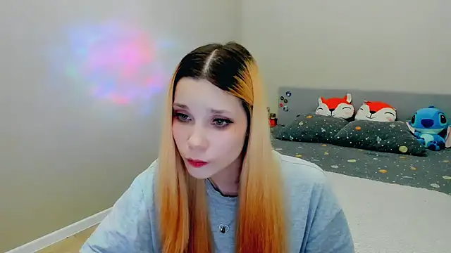 Kitten Alissa online show from October 4, 8:07 pm