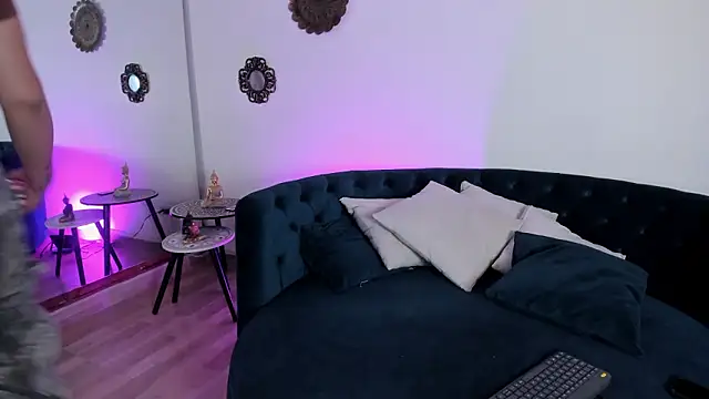 Snapshot of jasmincollin_ chatting on March 29, 2:00 am jasmincollin online show from March 29, 2:00 am