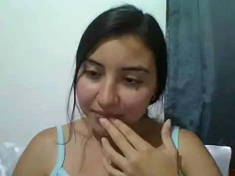 Snapshot of _Romilly_ chatting on November 7, 2:44 am Romilly online show from November 7, 2:44 am