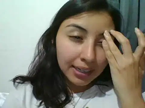 Snapshot of _Romilly_ chatting on November 28, 3:53 am Romilly online show from November 28, 3:53 am