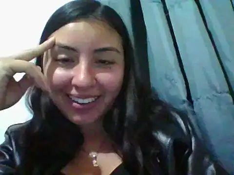 Snapshot of _Romilly_ chatting on November 29, 3:31 am Romilly online show from November 29, 3:31 am