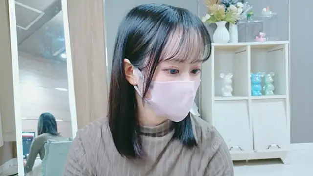 Snapshot of Kurumi_chan_ chatting on October 18, 6:37 am Kurumi chan  online show from October 18, 6:37 am