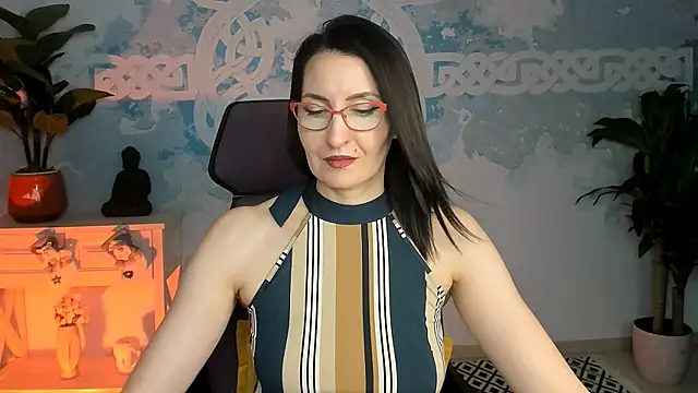 Snapshot of UnaTerra chatting on January 12, 9:25 am UnaTerra online show from January 12, 9:25 am