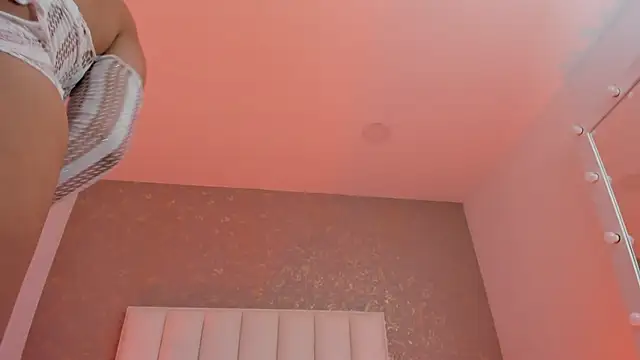 KaylieBrooks online show from December 16, 6:35 pm