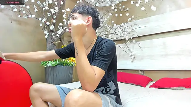 Mycandyfor You online show from October 10, 6:51 pm