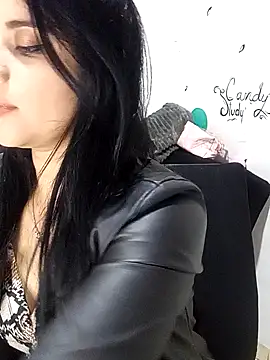 ValerieLove  online show from October 4, 7:34 pm