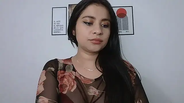 ValerieLove  online show from March 5, 11:12 pm