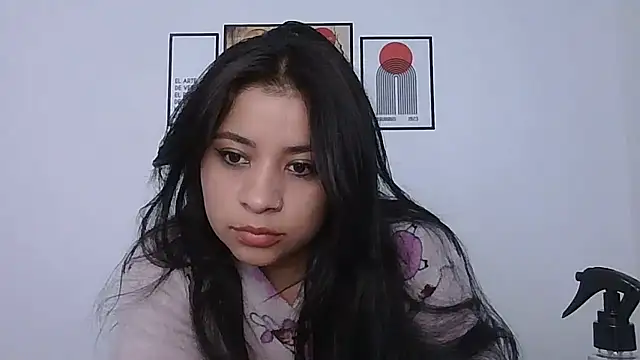 ValerieLove  online show from March 14, 12:21 pm