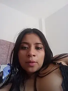 ValerieLove  online show from May 26, 2:35 pm