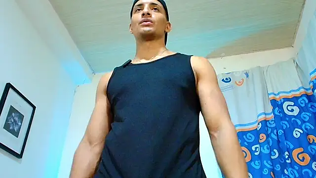 Snapshot of Smith_Fitness chatting on June 12, 3:16 am Smith Fitness online show from June 12, 3:16 am