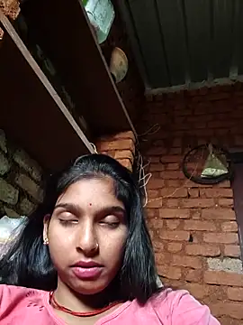 Snapshot of Yatiksha_Beby chatting on October 15, 9:09 am Yatiksha Beby online show from October 15, 9:09 am