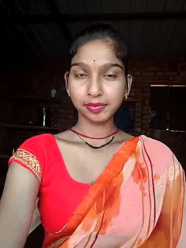 Snapshot of Yatiksha_Beby chatting on November 2, 8:17 am Yatiksha Beby online show from November 2, 8:17 am