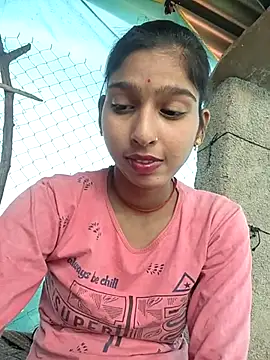 Snapshot of Yatiksha_Beby chatting on November 14, 8:24 am Yatiksha Beby online show from November 14, 8:24 am