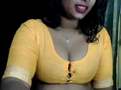 Snapshot of DearKimmi chatting on December 31, 3:23 am DearKimmi online show from December 31, 3:23 am